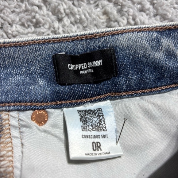 Express Jeans Womens 0 High Rise Skinny Cropped Exposed Button Fly Distressed - Picture 3 of 4